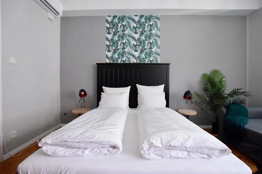 Standard Apartment By Hi5 - Regiposta 13 Budapest 0*,  Hungary